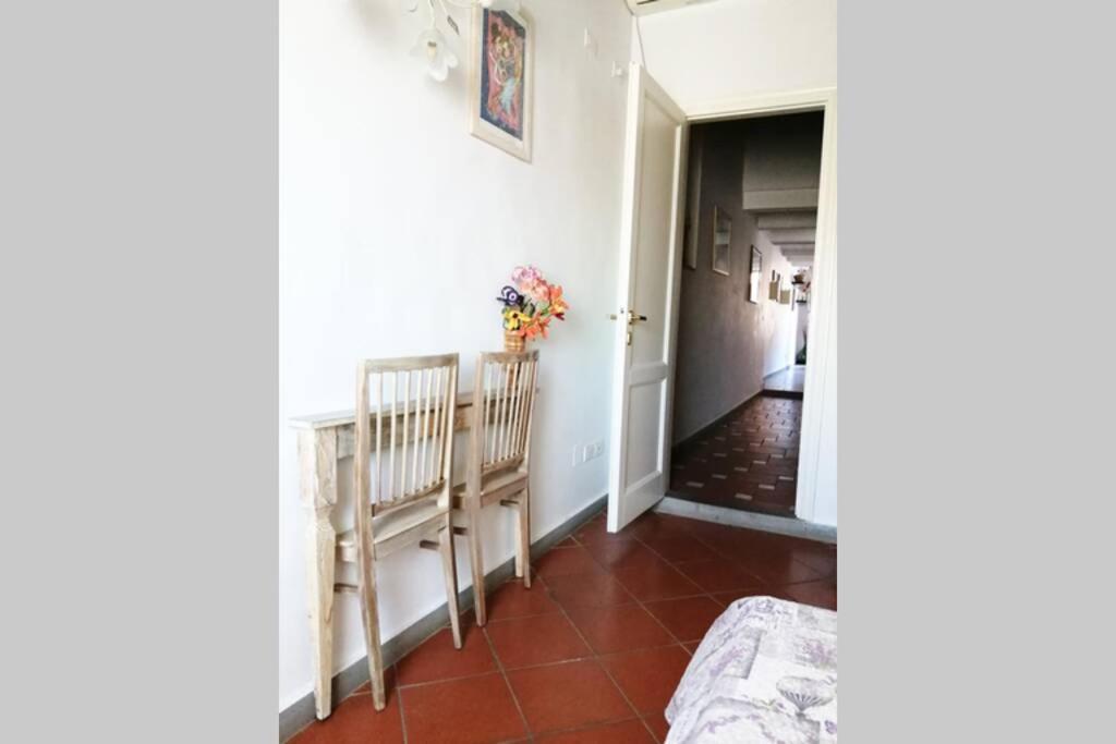Santa Maria Novella Station Florentine Apartment Флоренция Экстерьер фото